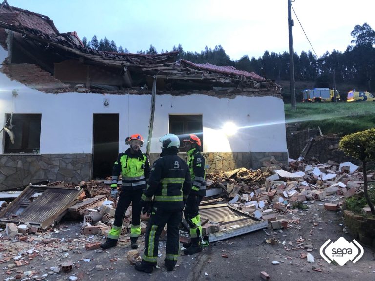 RESCATE DE PERSONAS EN GOZÓN