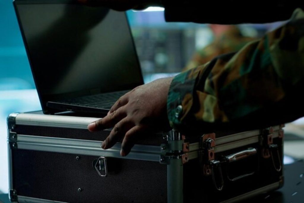 Defensa invierte 500 millones de los Fondos Europeos en digitalización