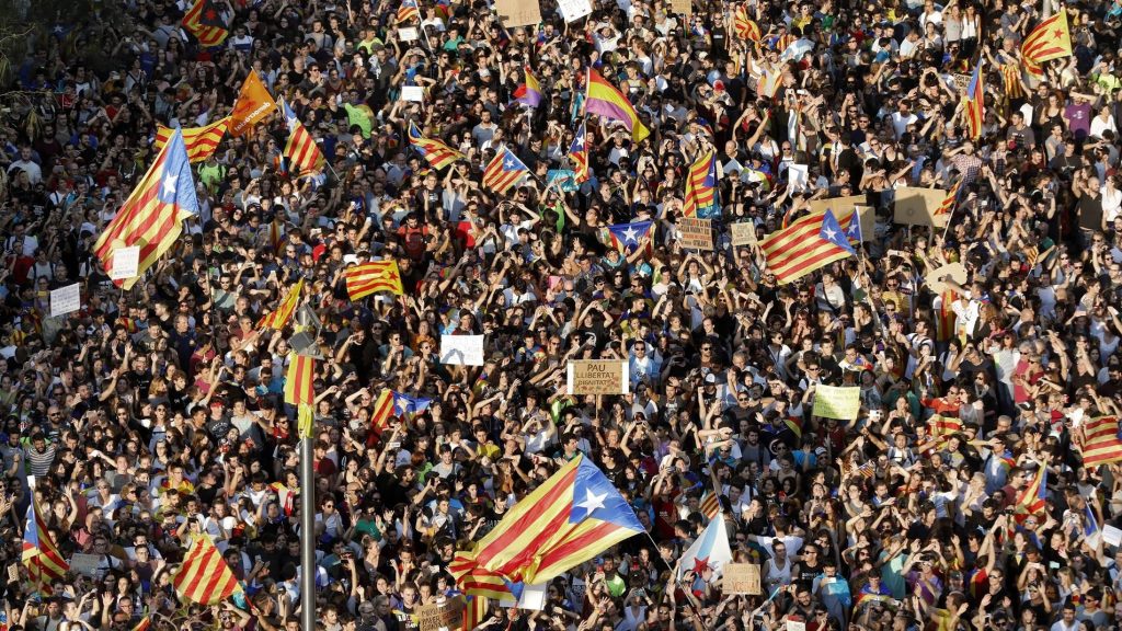 Niegan la amnistía a cuatro policías que dispararon pelotas de goma el 1-O y causaron la pérdida de un ojo a una persona