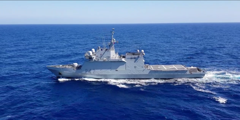 El BAM Rayo de la Armada refuerza la presencia naval española en el archipiélago canario