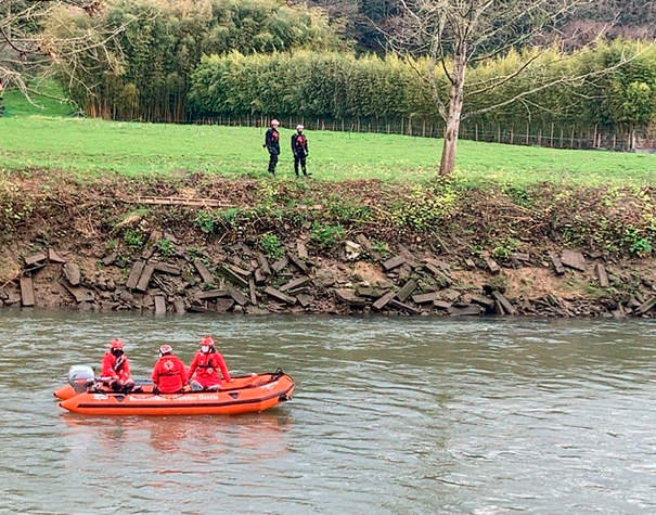 El diputado general expresa su pesar ante la desaparición de una persona migrante en aguas del Bidasoa