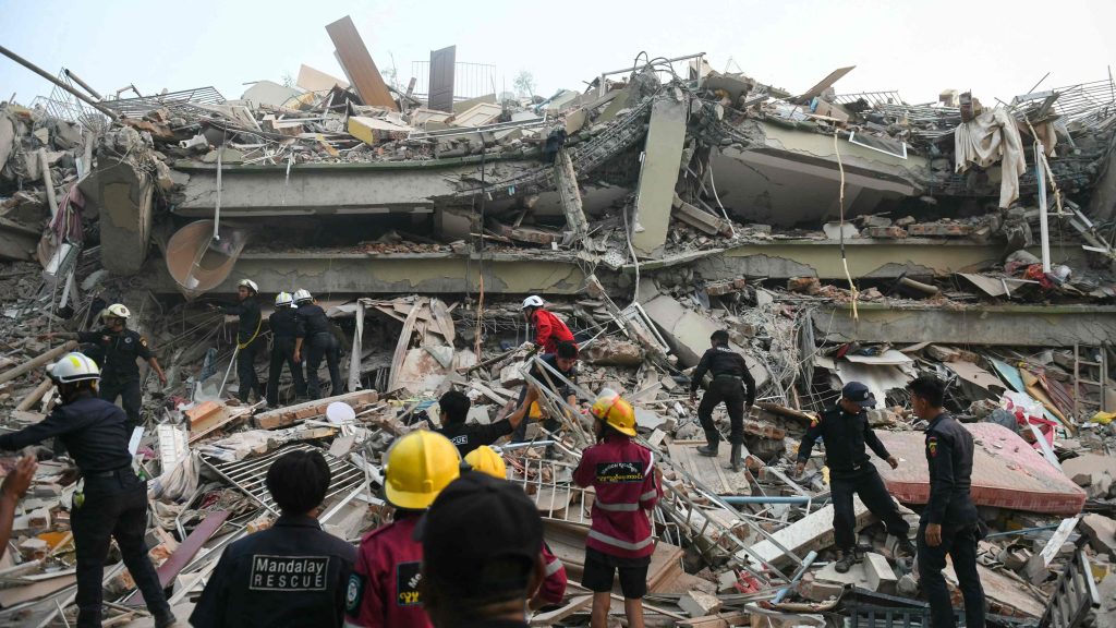 La cifra de víctimas por el terremoto en Birmania supera los 1.600 muertos mientras sigue la búsqueda de supervivientes
