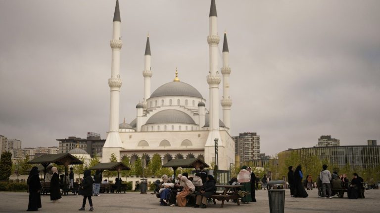 Un terremoto de magnitud 6,2 en el mar de Mármara sacude Estambul y varias provincias de Turquía