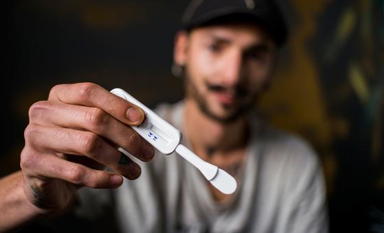 Una sentencia pionera en España reconoce que una persona no puede ser discriminada por ser seropositiva