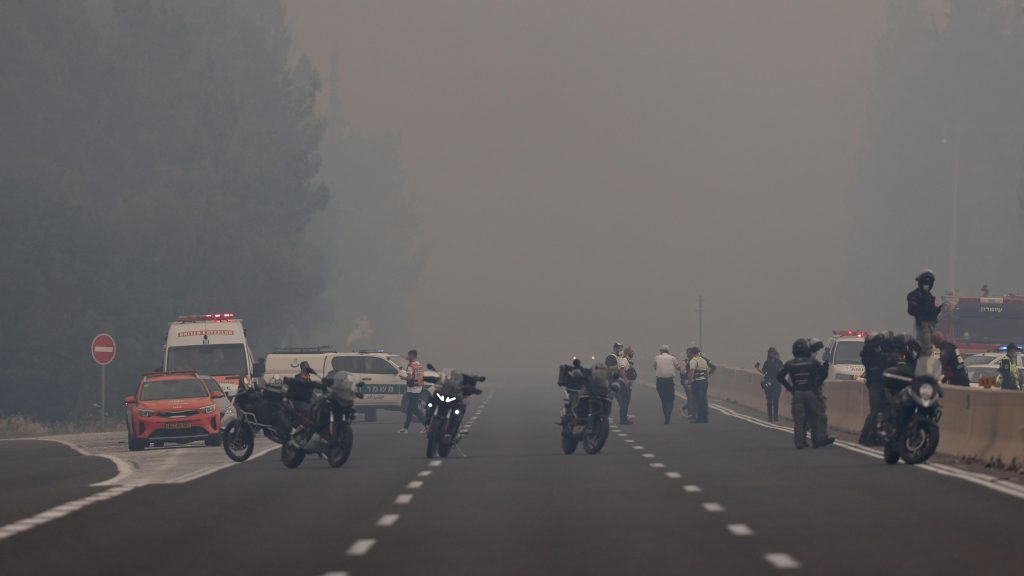 Los incendios cerca de Jerusalén siguen sin control y ya han quemado unas 2.000 hectáreas