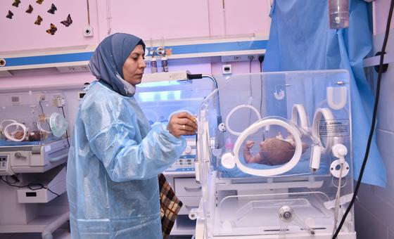 Aumenta el personal de enfermería, pero continúan las desigualdades