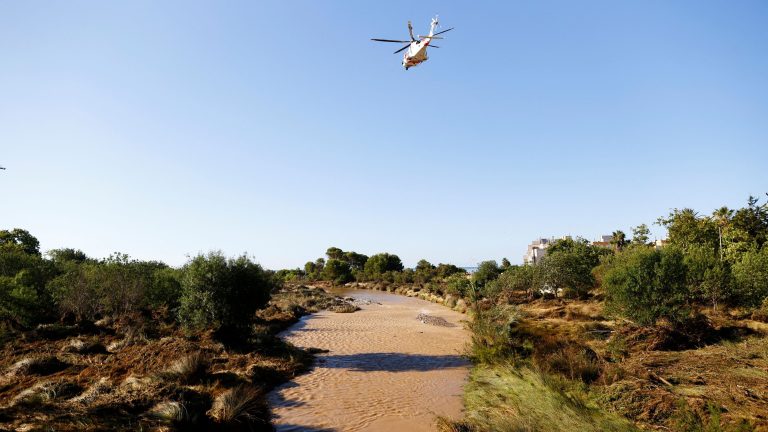 Buscan a dos desaparecidos en Cubelles mientras las zonas afectadas por la dana recuperan la normalidad