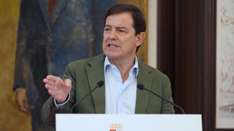 En directo: Mañueco defiende que Castilla y León tiene un "buen operativo", que respondió desde el "primer momento"