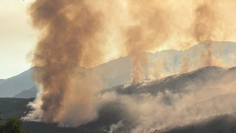 Detenido un trabajador de extinción de incendios por provocar el fuego de Ávila a finales de julio