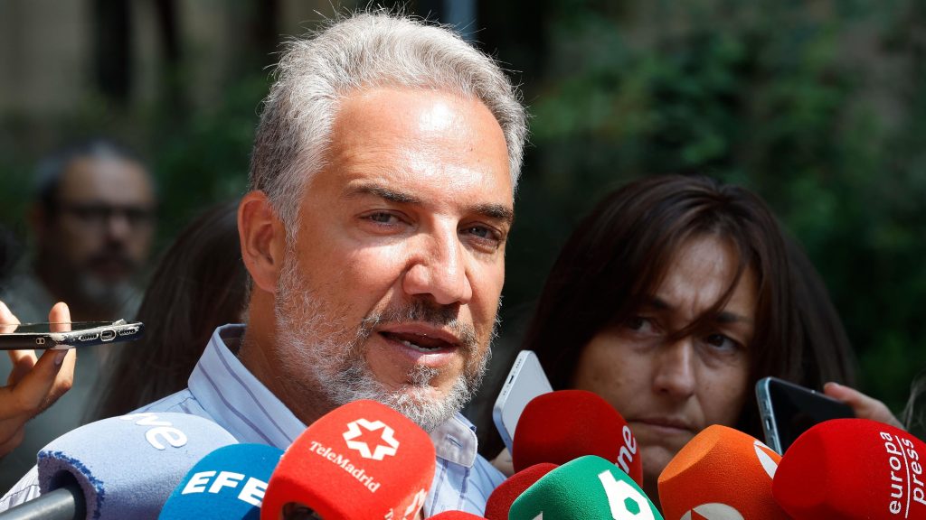 El PP califica a la directora de Protección Civil de "pirómana" y acusa al Gobierno de deslealtad con la gestión de incendios