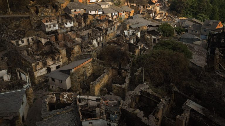 Reclamaciones al seguro y ayudas: ¿qué indemnizaciones pueden obtener los afectados por los incendios?