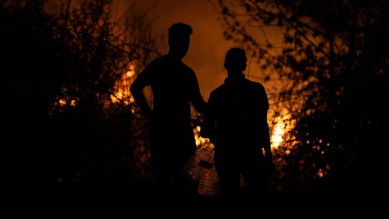 Roblido, la aldea orensana que los vecinos salvaron de las llamas: "Hubo momentos de tensión y apuros"