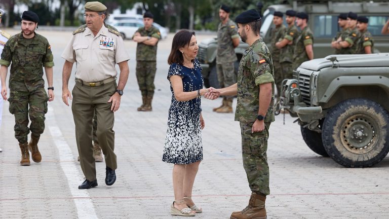 Robles insta a las comunidades del PP a ser "conscientes" de su papel en la gestión de los incendios