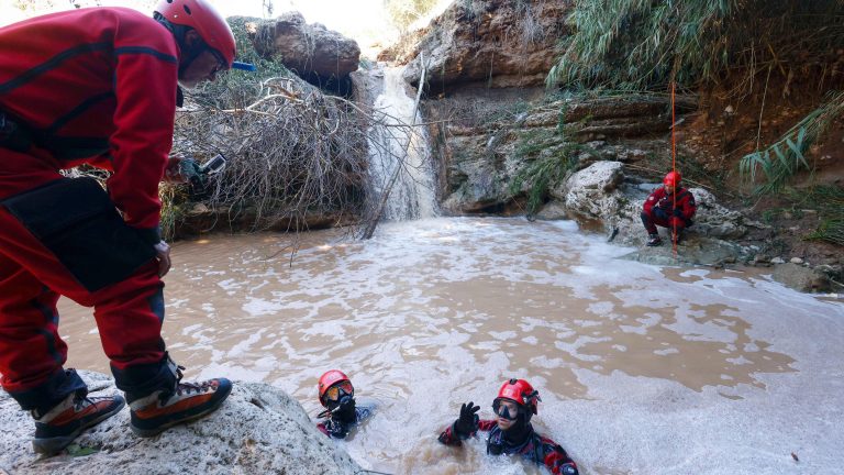 Localizan el cuerpo sin vida de un hombre en la zona donde buscaban al padre del menor fallecido en el río Bitlles