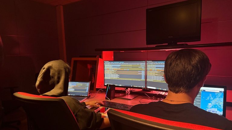 Amenazas híbridas, la guerra que se libra en la sombra