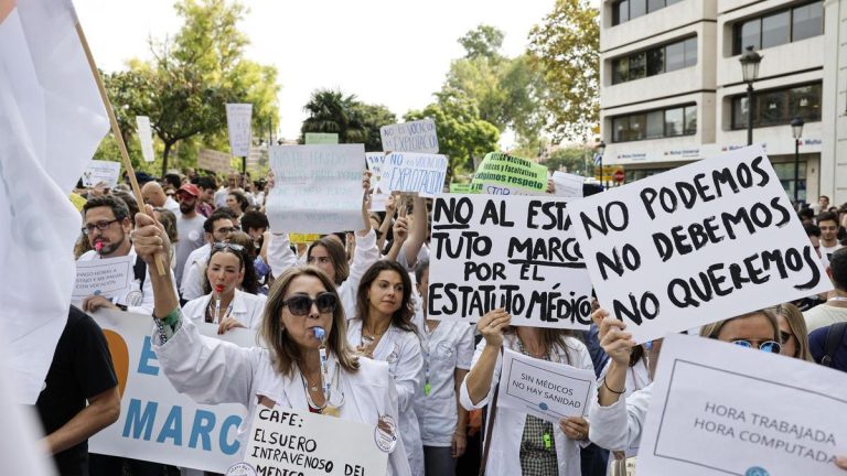 Suspendida la huelga de médicos tras alcanzar un preacuerdo con Sanidad