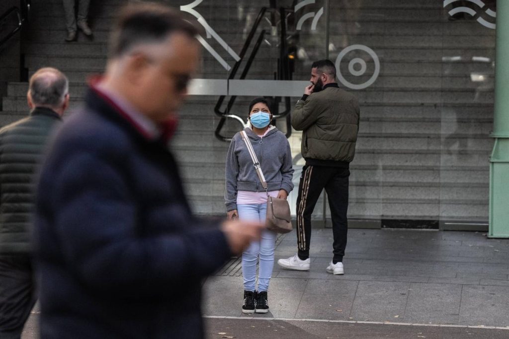 Diez días para conseguir cita en el médico y 110 para una colonoscopia, según el barómetro del CIS