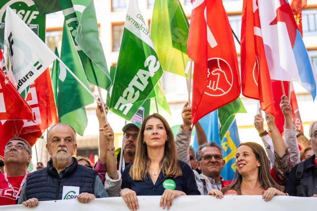 ¿Por qué el personal de la sanidad pública rechaza el Estatuto Marco y quiere ir a la huelga? Estas son las razones