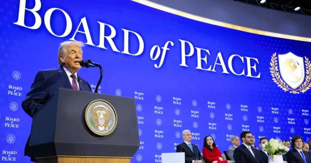 Trump no olvida a España en Davos: «Quieren que la Defensa les salga gratis»