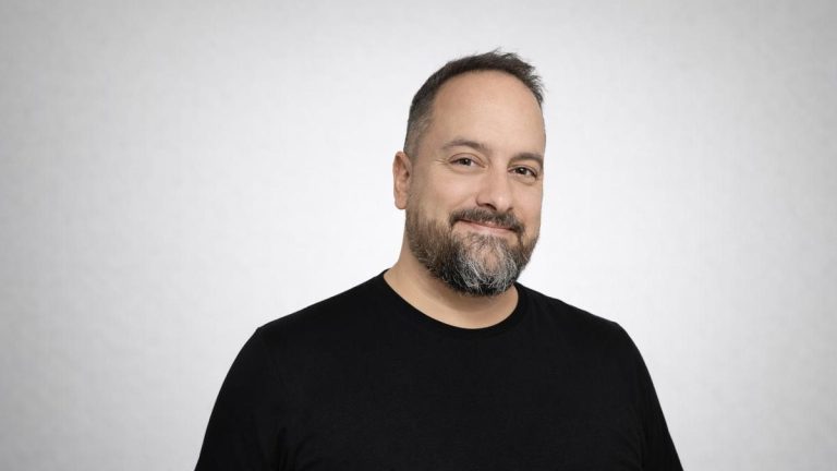 'El cáncer de los cojones' o cómo René perdió un testículo y tiró de ironía para superarlo: "El humor negro me ayudó a salir adelante"