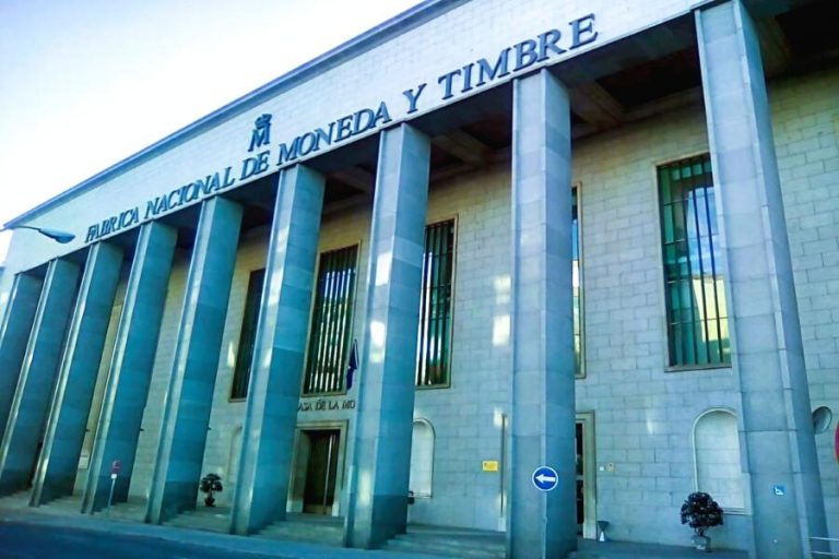 ¿Qué hace la Fábrica Nacional de Moneda y Timbre?