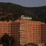 Vall d'Hebron ensaya una terapia contra un cáncer infantil muy agresivo que reduce el tumor un 30% y prolonga la supervivencia