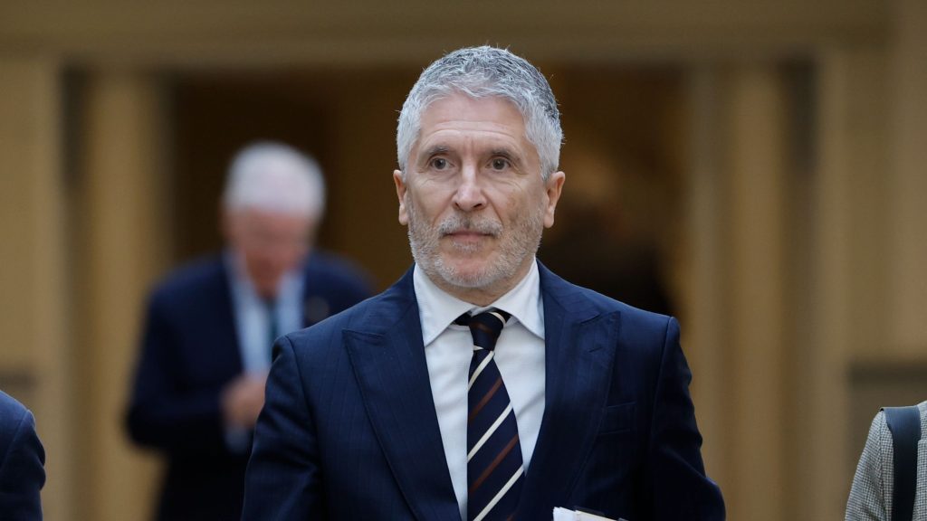 Marlaska "no sabía" de la acusación al director de la Policía y cesa a otro comisario por supuestas coacciones a la víctima