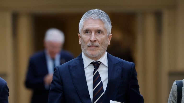 Marlaska "no sabía" de la acusación al director de la Policía y cesa a otro comisario por supuestas coacciones a la víctima