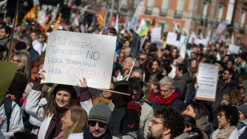 La huelga estatal de médicos se desinfla en el ecuador de su primera semana