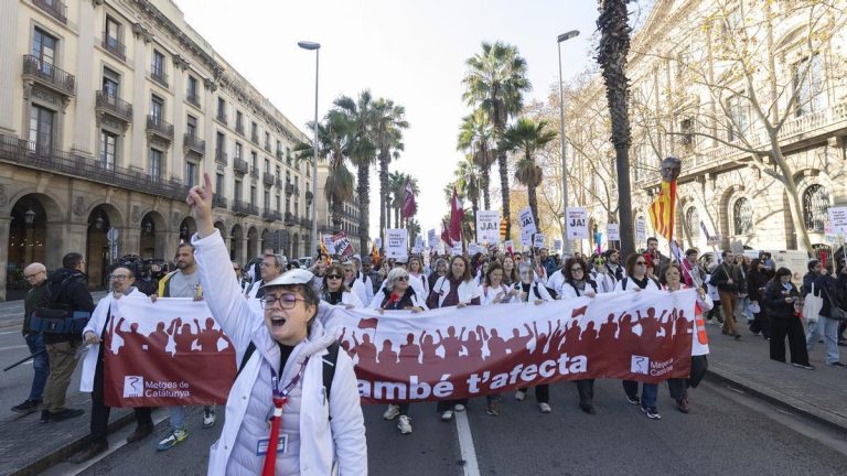 Los médicos catalanes tomarán las calles este viernes en otra jornada de huelga tras el pinchazo del lunes