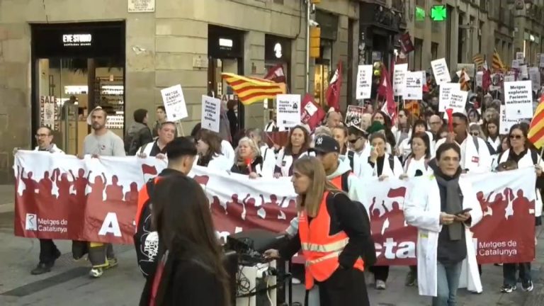 Catalunya, la comunidad donde más médicos piden ayuda por trastornos mentales o adicciones