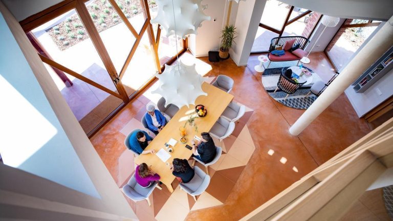 El Hospital de Granollers tendrá un centro de atención psicosocial gratuito y sin cita previa para pacientes con cáncer, siguiendo el modelo británico