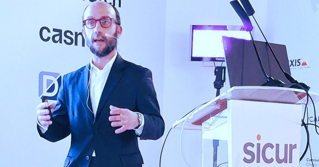 Raúl Aguilera de AEINSE en SICUR Cyber: «Las empresas necesitan una resiliencia híbrida»