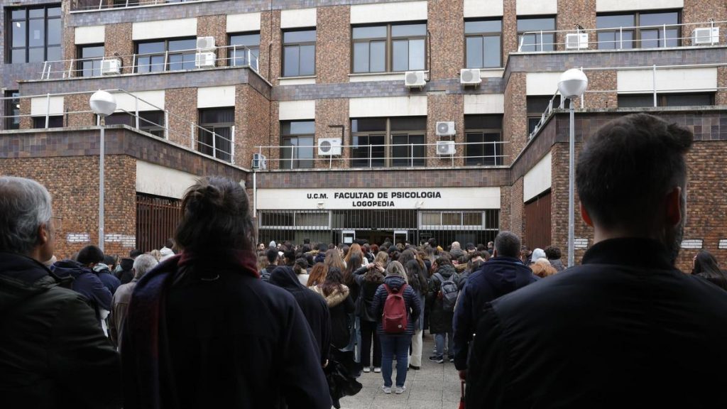 Sanidad reforzará las medidas del examen MIR para "prevenir o reducir al máximo" la probabilidad de fraude