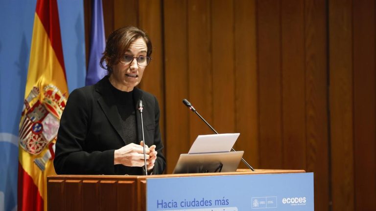 El Gobierno elimina las trabas en la sanidad pública para inmigrantes en situación irregular