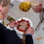 La nueva revolución alimentaria es volver a la comida de las abuelas: "Ellas ya practicaban un modelo sostenible"
