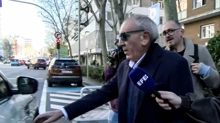 El ex-DAO asegura que no forzó a la denunciante a quedarse en la casa y atribuye a "celos" la acusación de agresión sexual