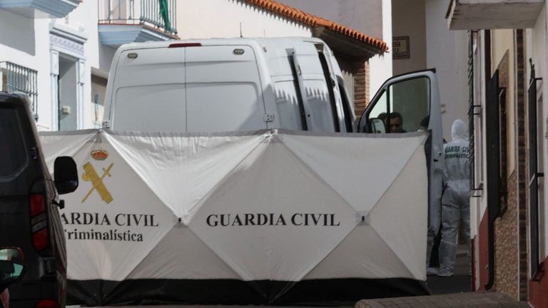 Detenidos dos hermanos por la desaparición de Francisca Cadenas tras el hallazgo de restos óseos en su vivienda